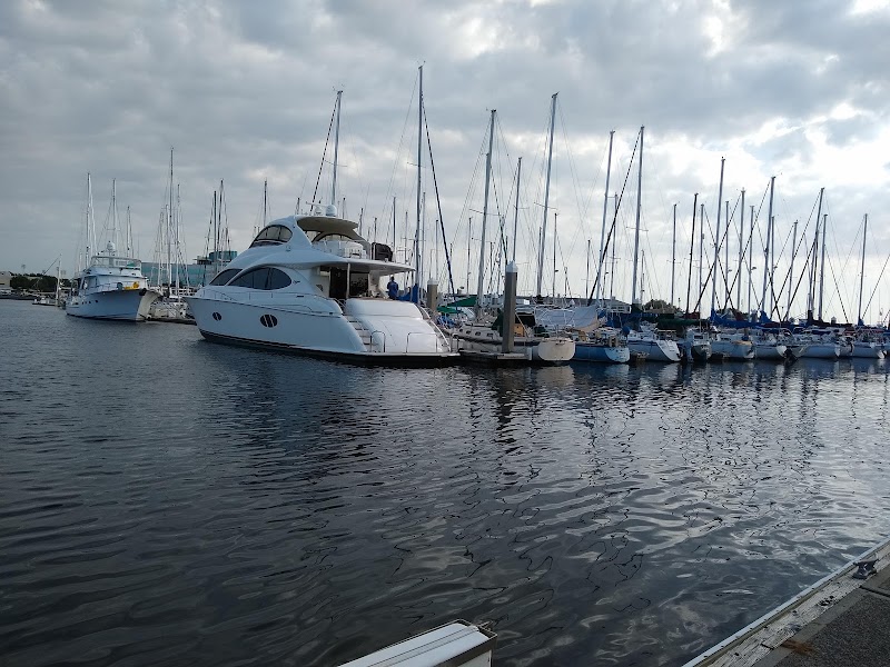 Harborage Marina image 3