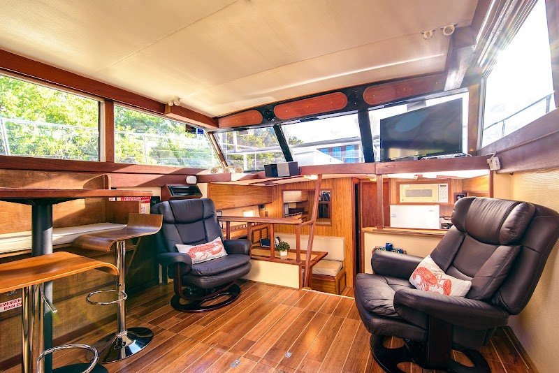 Tampa Bay Yacht Charter image 4