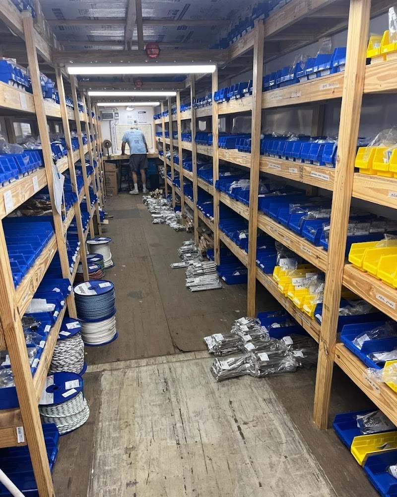 The Yacht Rigger image 3