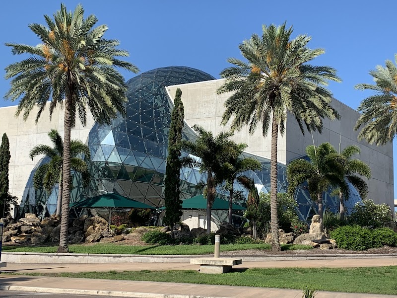 Dali Museum image 4