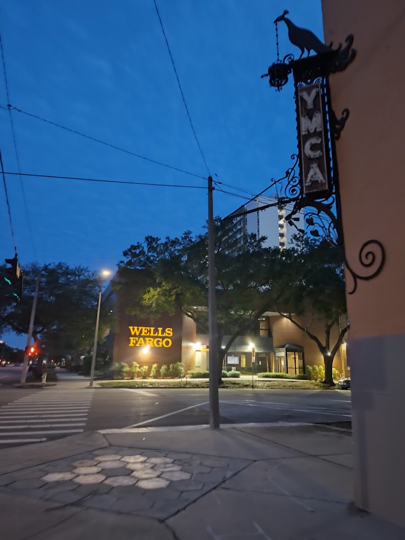 Wells Fargo Bank Gallery Image