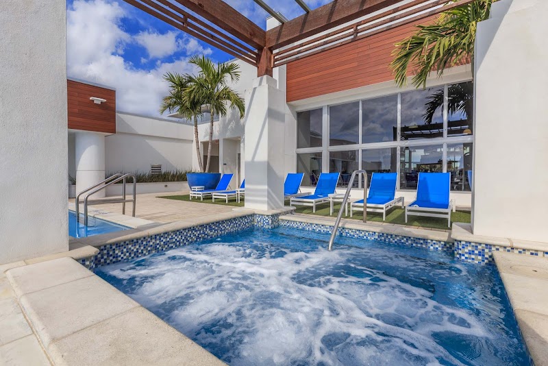 Windsor Central Arts Apartments image 3