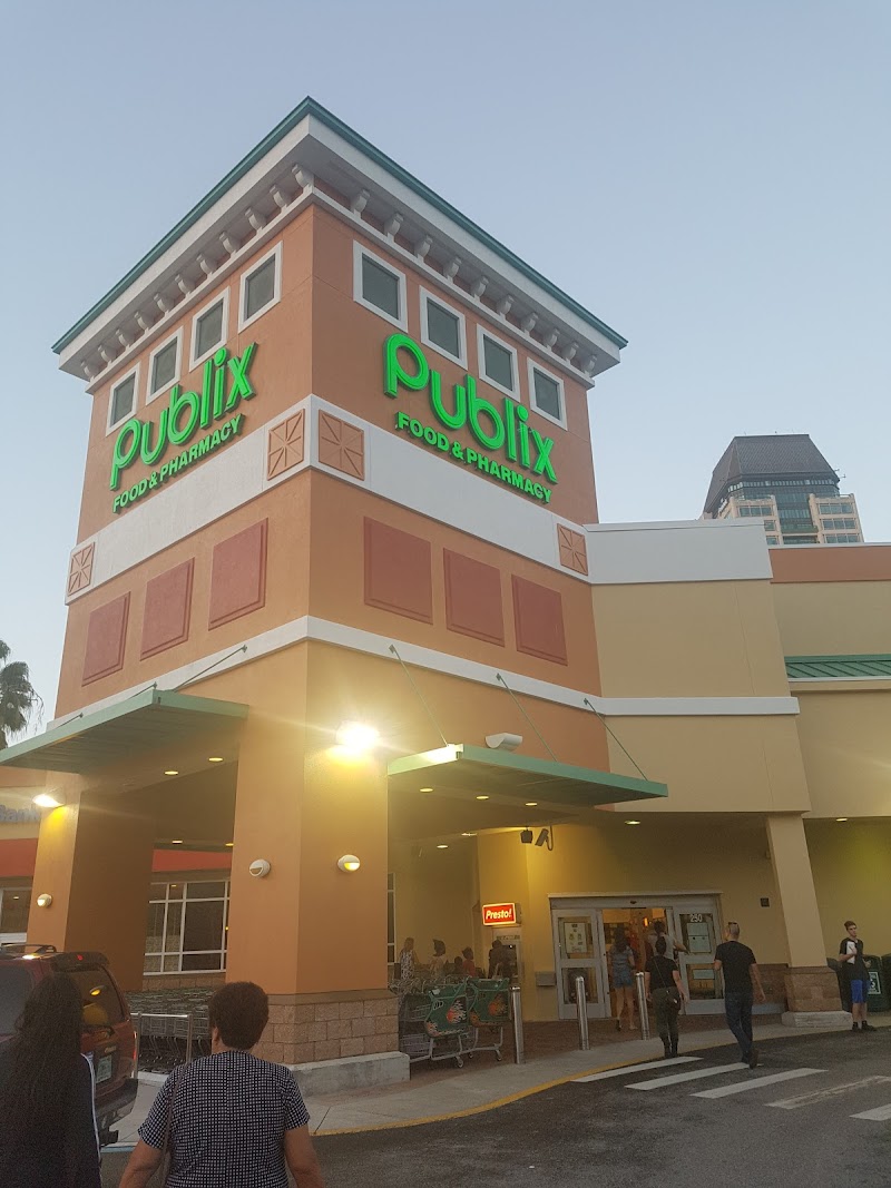 Publix Super Market at University Village image 1