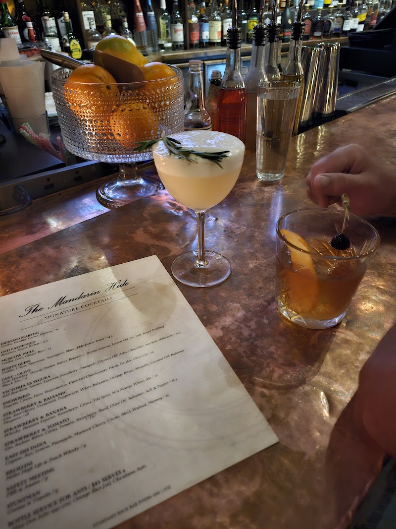 Mandarin Hide image 5