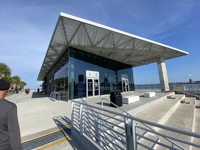 Tampa Bay Watch Discovery Center Gallery Image