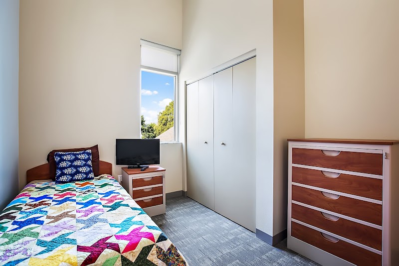 St. Petersburg Free Clinic - Baldwin Women's Residence image 2