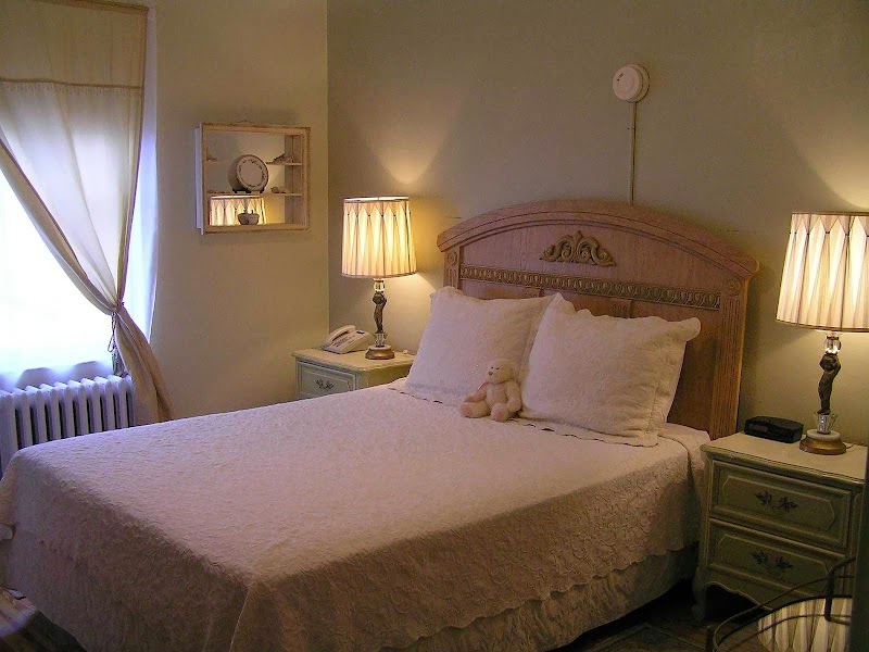 The Inn On Third image 2