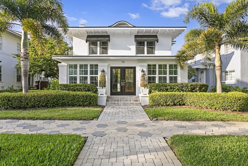 Plaza Executive Suites image 3