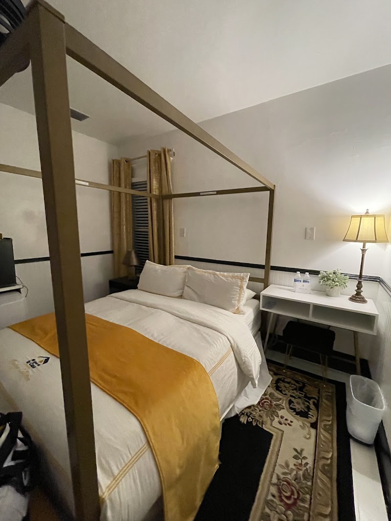 The Mansion Inn image 2