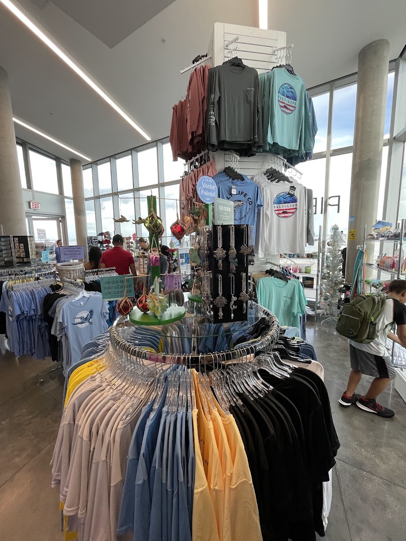 Pier Gear &amp; Gifts image 3