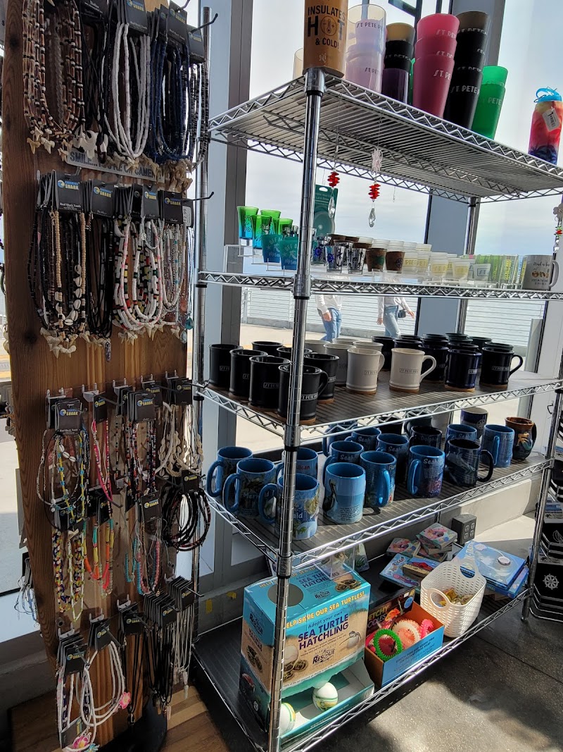 Pier Gear &amp; Gifts image 5