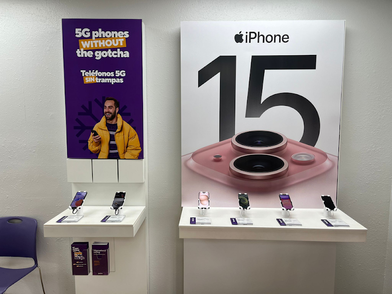 Metro by T-Mobile image 3