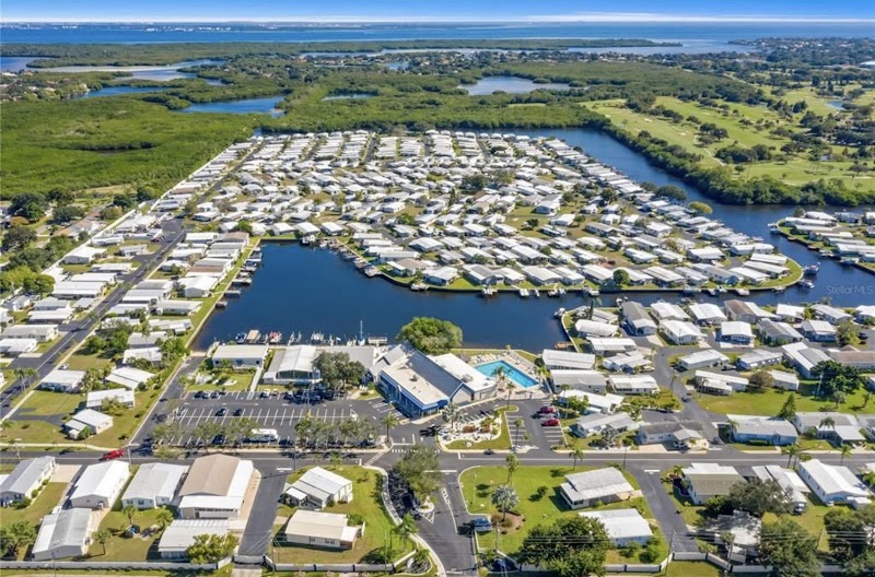 Americana Cove image 4