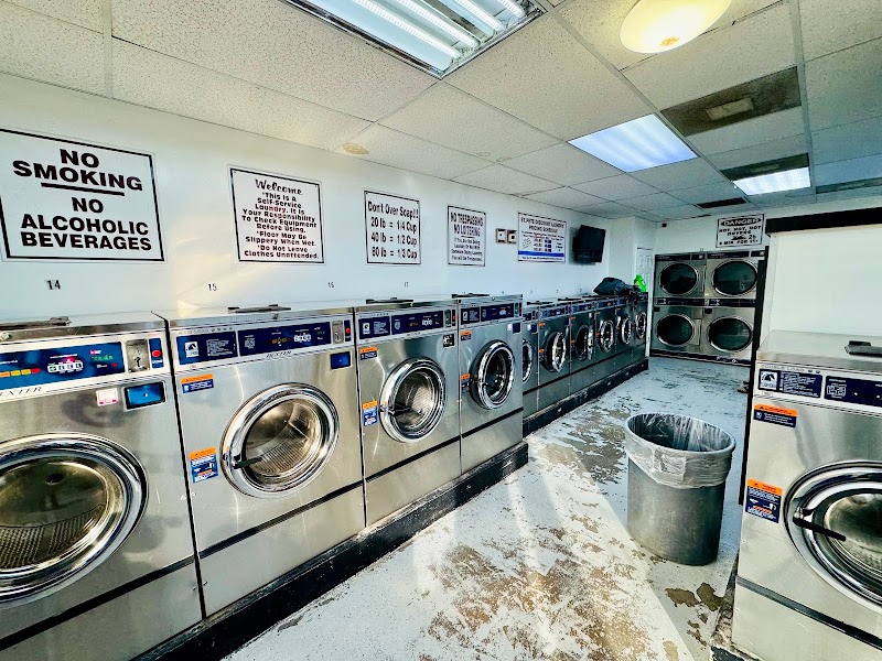 NORTHEAST DISCOUNT COIN LAUNDRY image 1