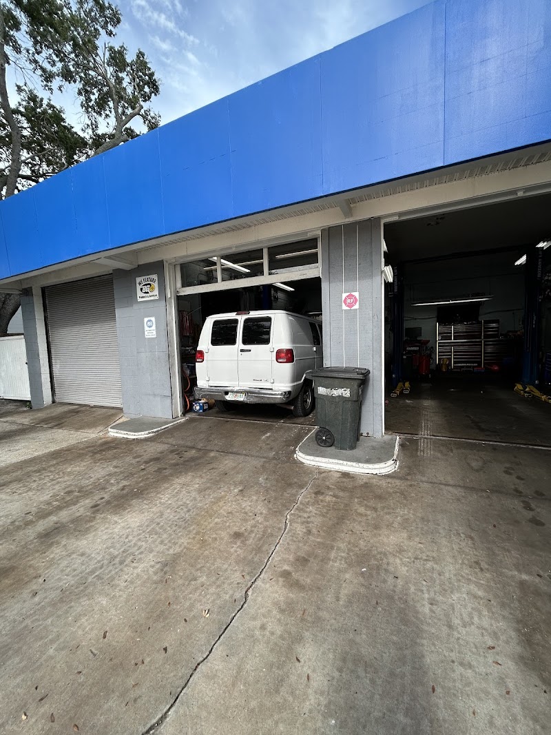 Dave's Automotive &amp; Gas image 2