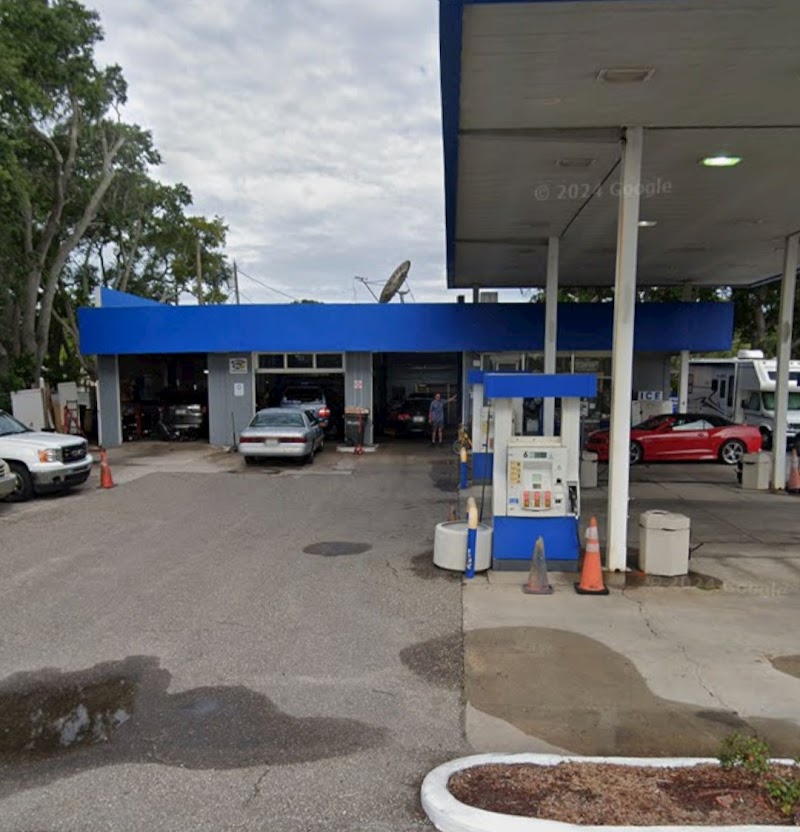 Dave's Automotive &amp; Gas image 4