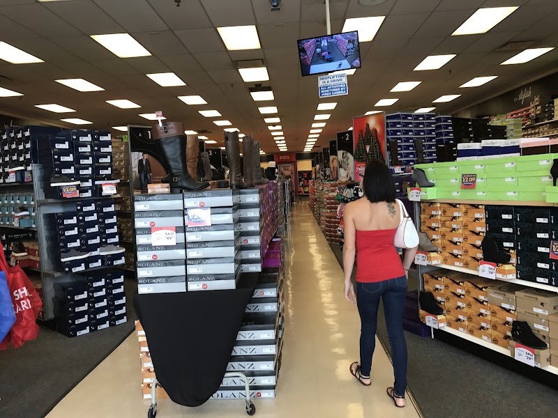 Shoe Carnival image 5