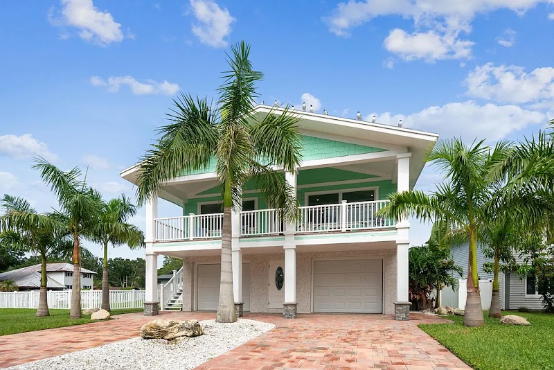 83rd Ave Ne + Macoma Dr Ne image 2