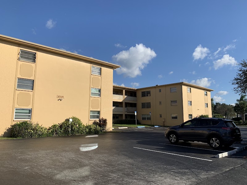 Sunlit Cove Waterfront Apartments image 2