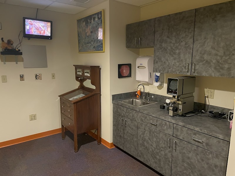 Hess Pediatric Ophthalmology image 4