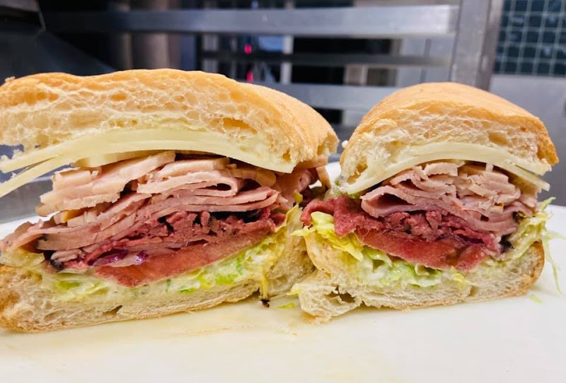 Roe's Cafe & Catering Gallery Image