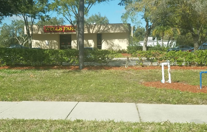 Wells Fargo Bank image 2
