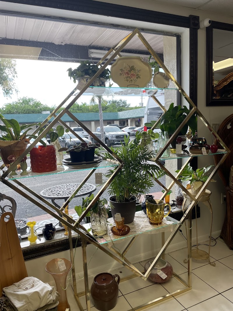 Ingrid's Thrift, Vintage &amp; Record Store image 2