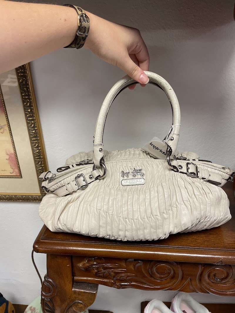 Ingrid's Thrift, Vintage &amp; Record Store image 3