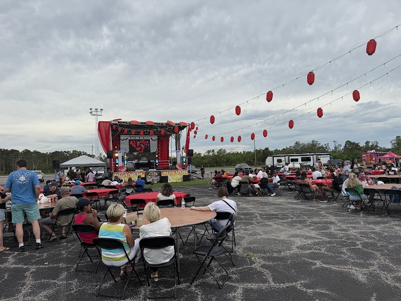 MEGA NIGHT MARKET image 3