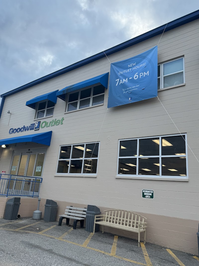 Goodwill Outlet image 4