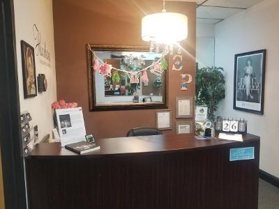 Salon Premier image 2