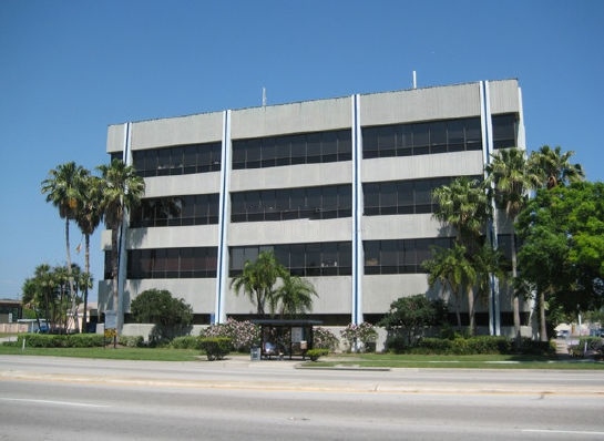 Pat Lins &amp; Julie Booth Homeselling Team image 2