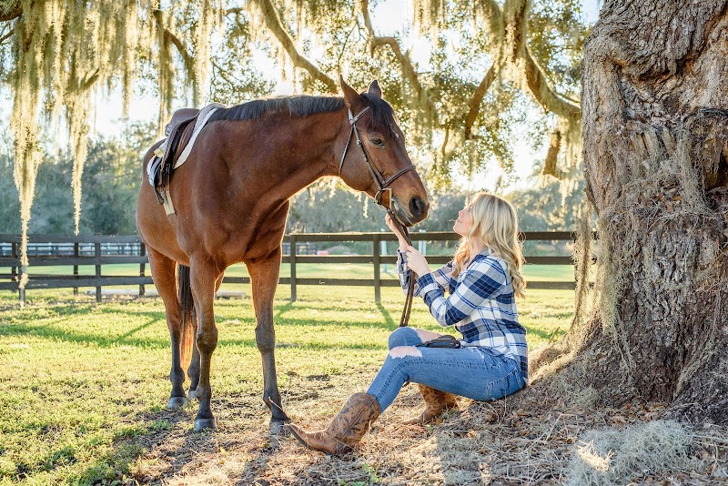 Simple Treasures | Photography by Claire image 2