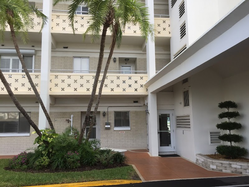 Brightwaters Towers image 1