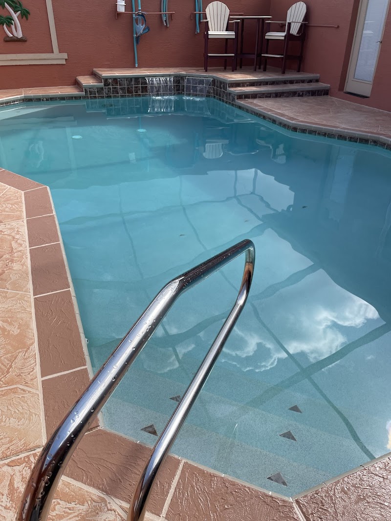 Great Escapes Custom Pools image 5