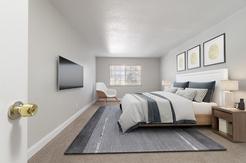 Nordica Bay Apartments image 2