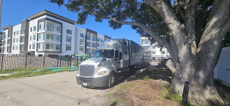 Chateau Northeast image 1