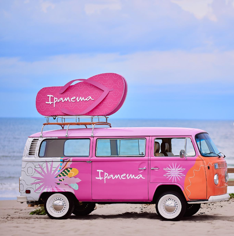 Good Times Roll Photo Booth Rental image 2