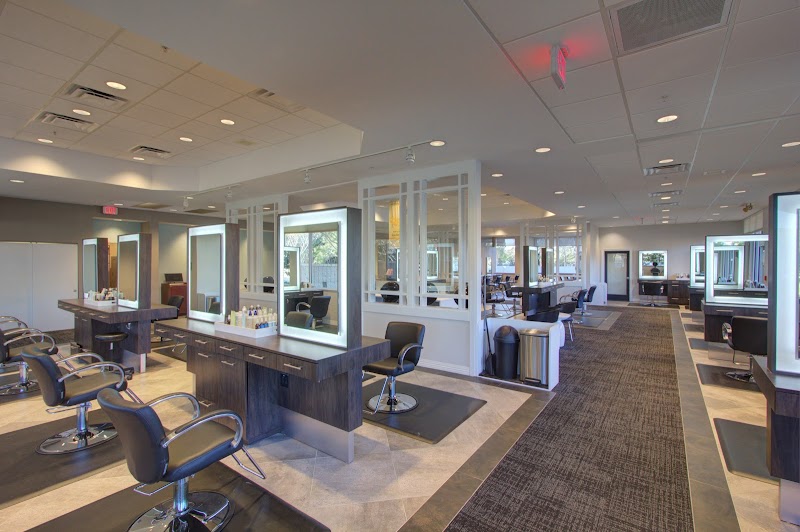 J.Con Salon and Spa Aveda image 2