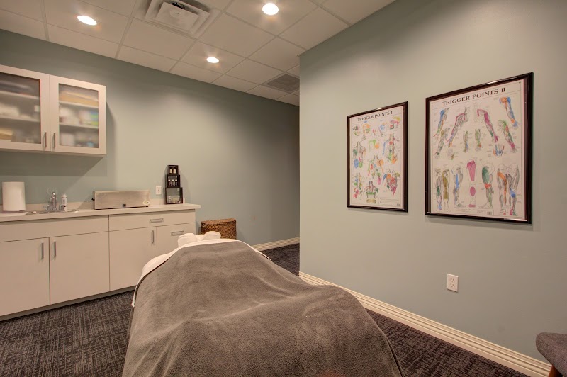 J.Con Salon and Spa Aveda image 5