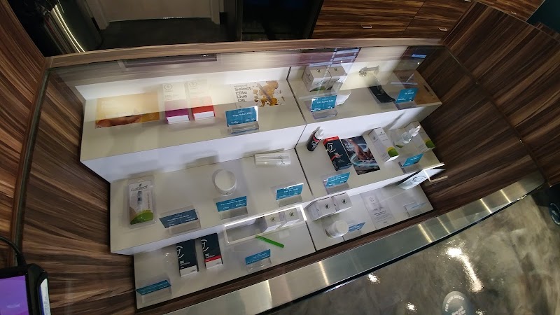 Curaleaf Dispensary North St. Petersburg image 3