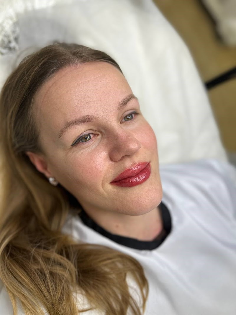 Permanent Makeup by Anna K image 5