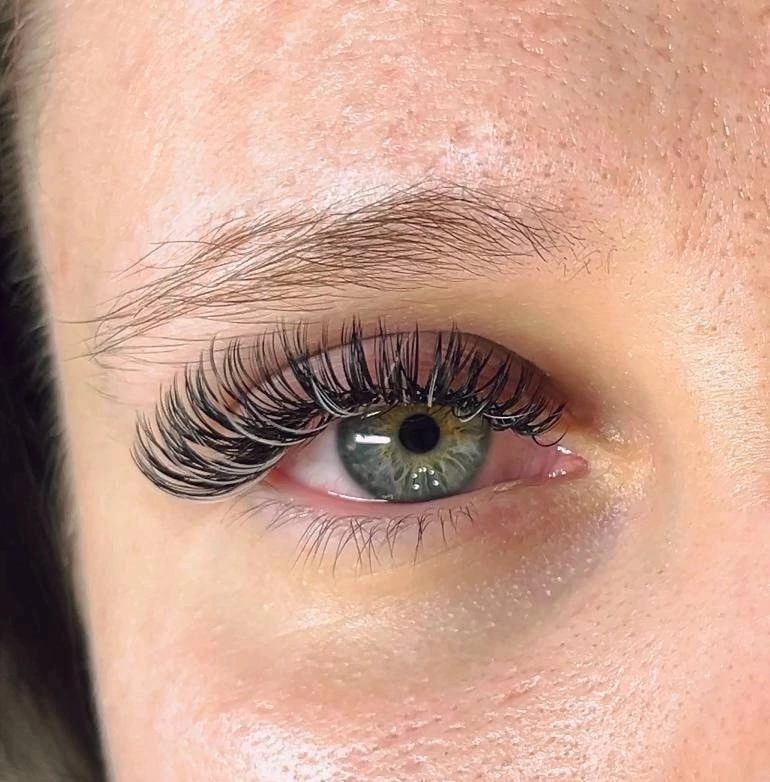 Eye Lash Extention image 1