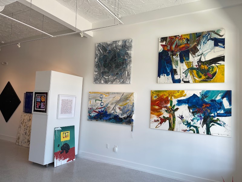d-gallerie Gallery Image