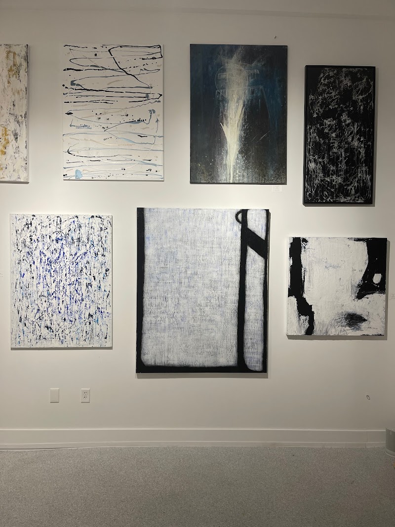 d-gallerie Gallery Image