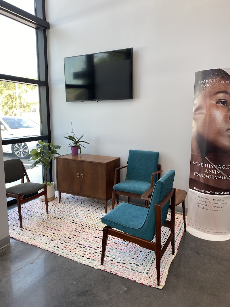 Gayoso Plastic Surgery: Gayoso Antonio MD Frank Beninger MD, Annie Smalley APRN and Tegan Rich, Medical Aesthetician image 3