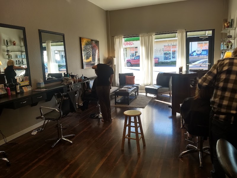 Finley &amp; Philip Hair Salon image 4