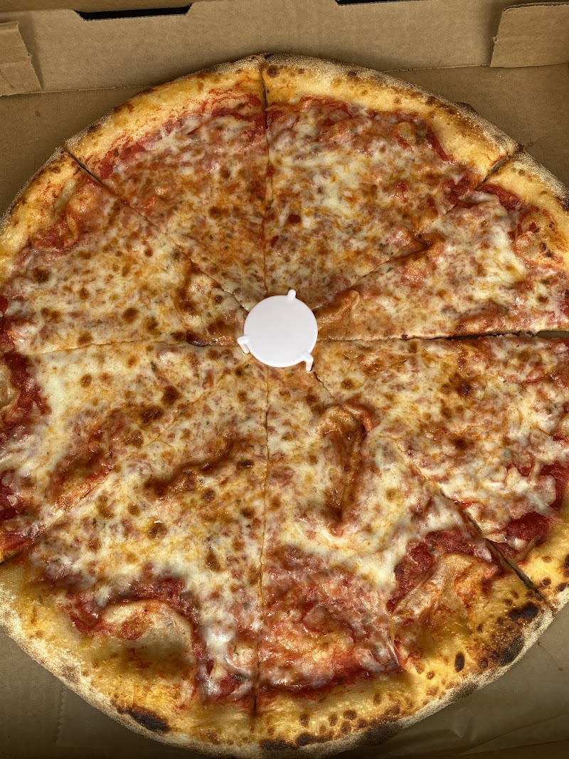 Flippers Pizza - St. Petersburg image 5