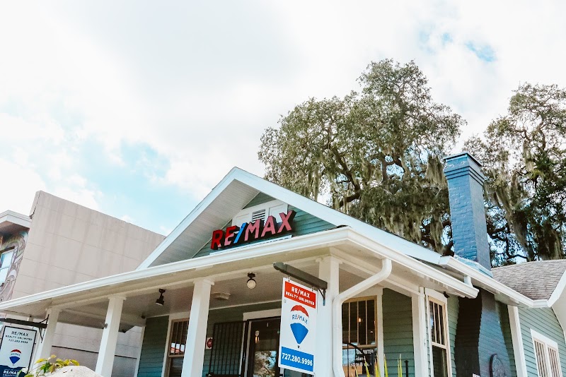 RE/MAX Realty Unlimited image 2