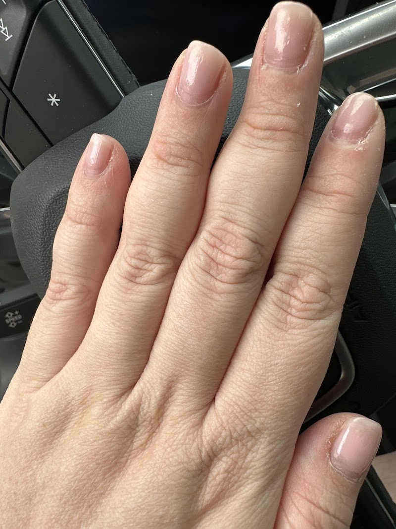 Royal Palms Natural Nail Spa image 3